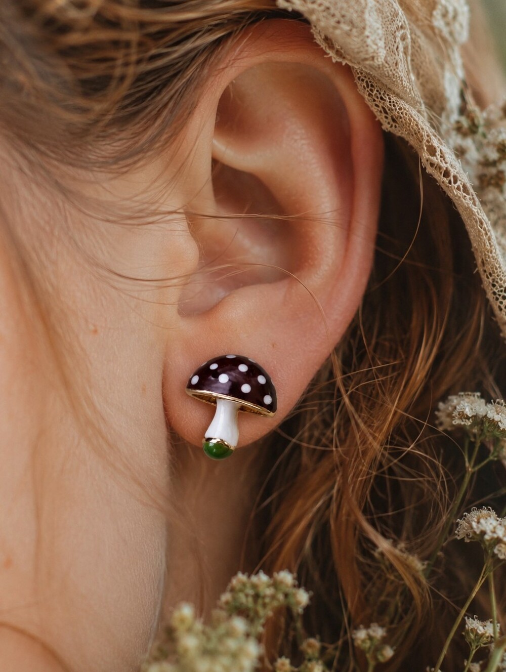 MODCLOTH RETRO MUSHROOM STUD EARRINGS